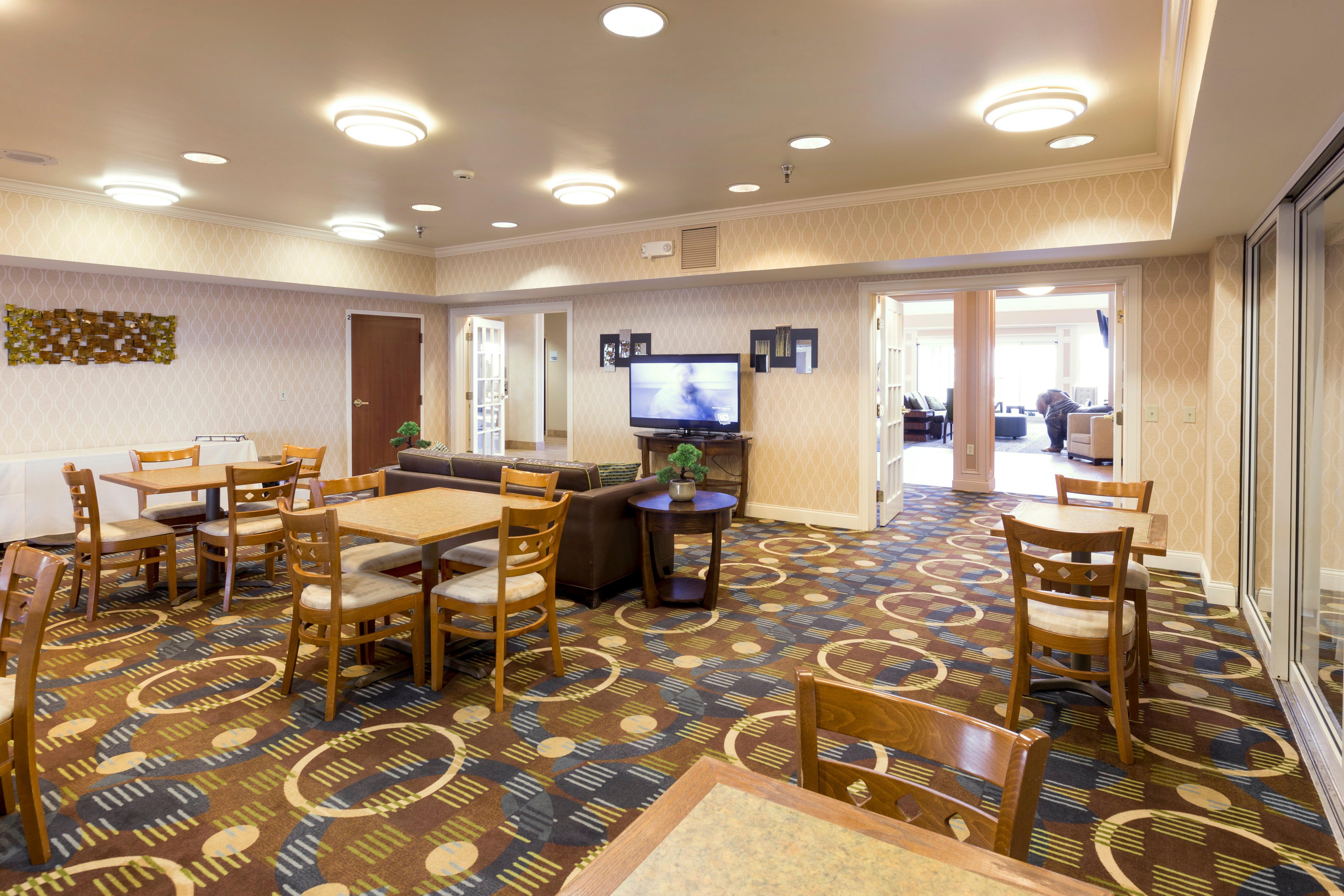 Holiday Inn Express Hotel & Suites-Saint Joseph By Ihg Esterno foto