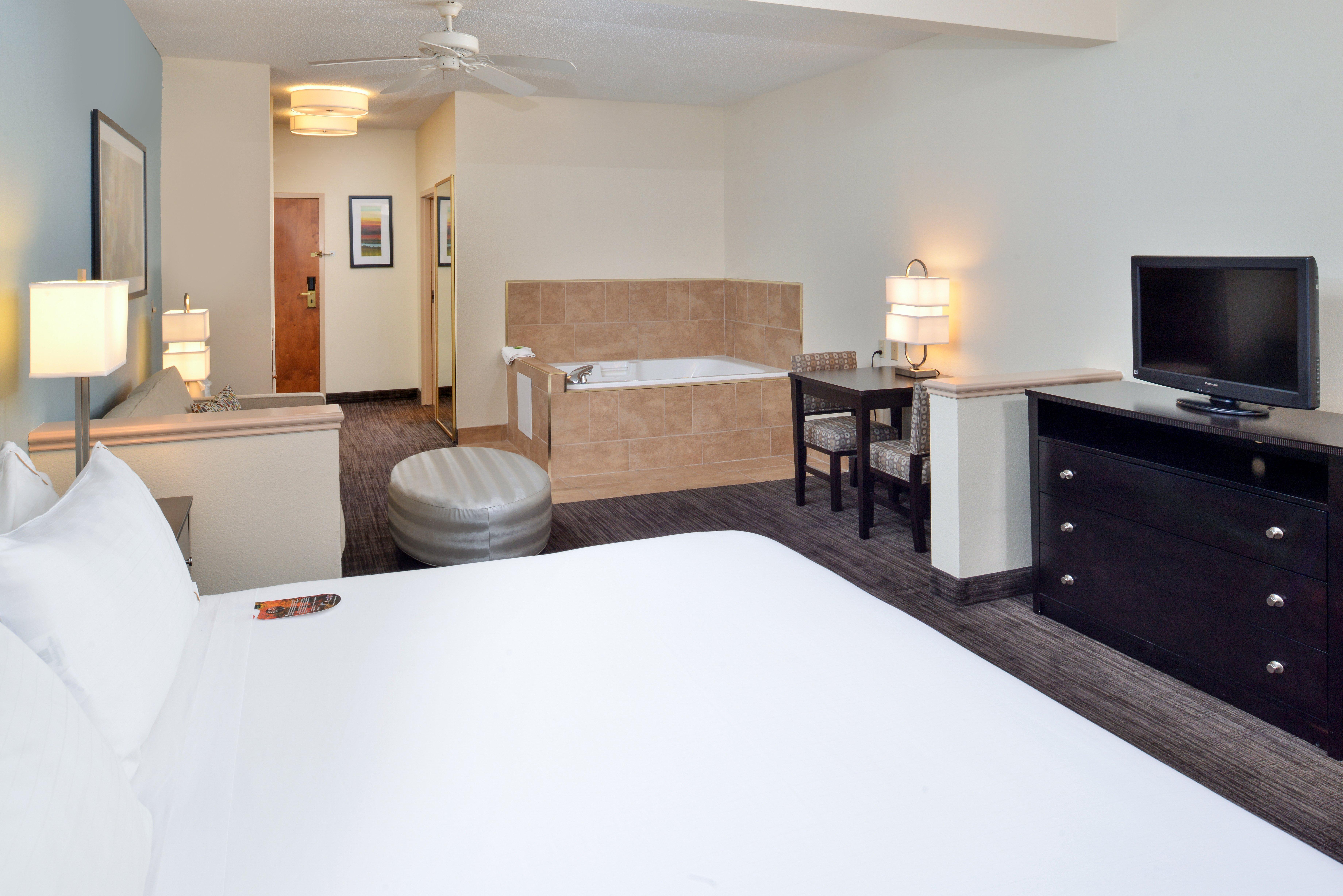 Holiday Inn Express Hotel & Suites-Saint Joseph By Ihg Esterno foto