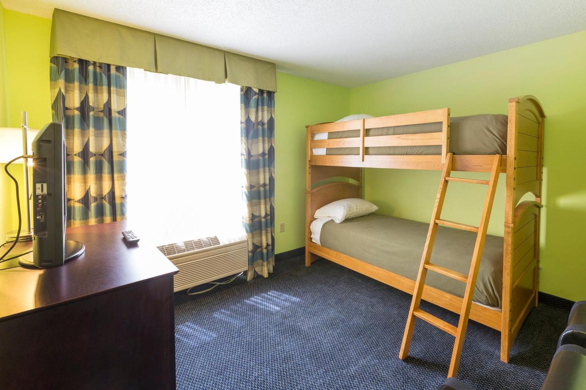 Holiday Inn Express Hotel & Suites-Saint Joseph By Ihg Esterno foto