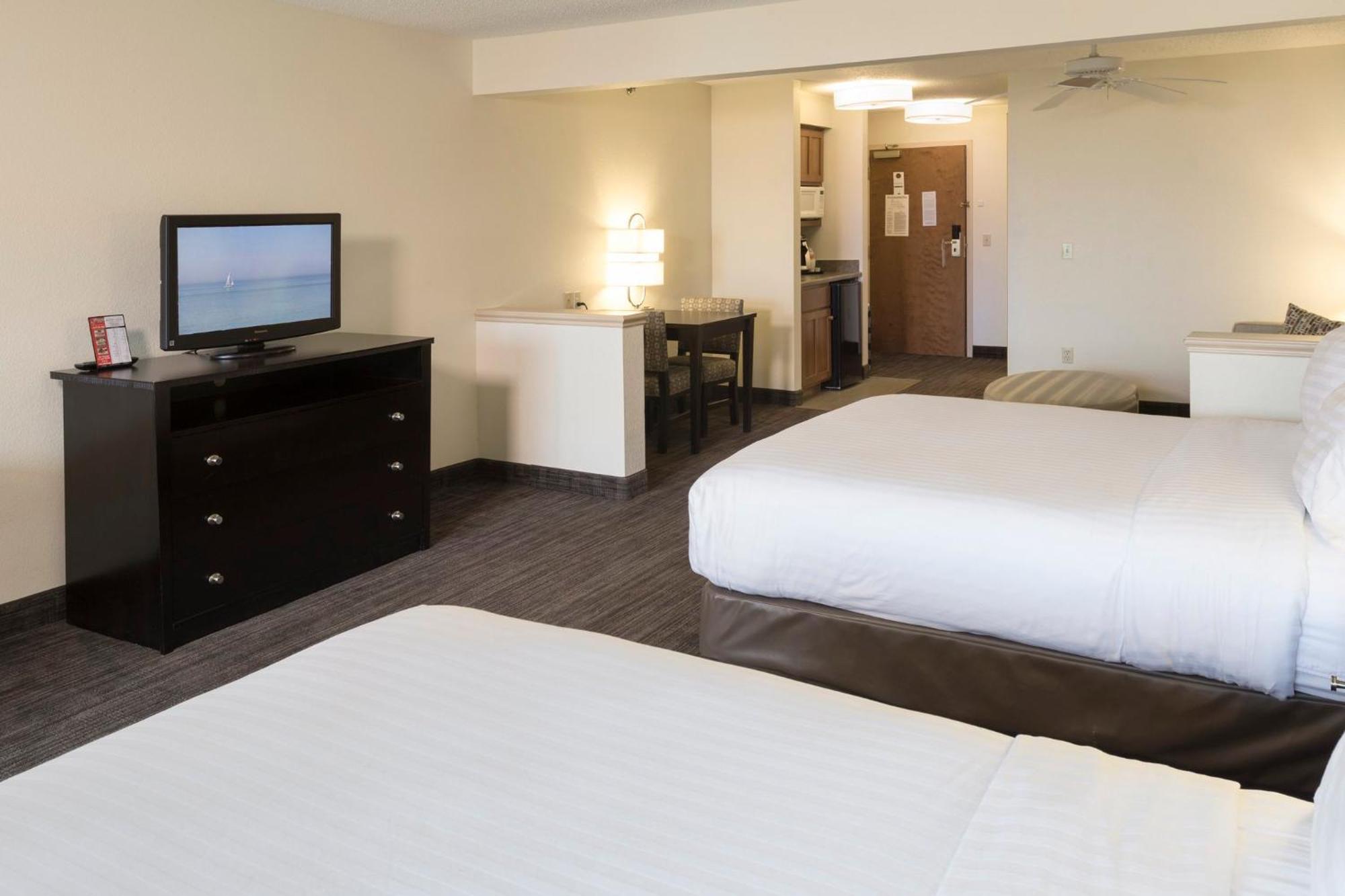 Holiday Inn Express Hotel & Suites-Saint Joseph By Ihg Esterno foto
